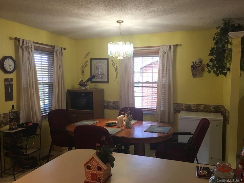 1103 Baker Blvd, Gastonia, NC 28052