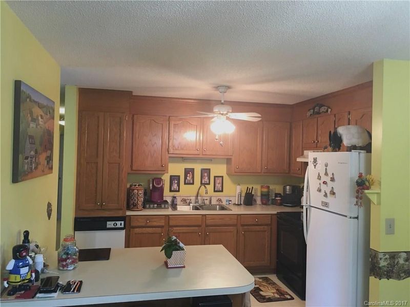 1103 Baker Blvd, Gastonia, NC 28052