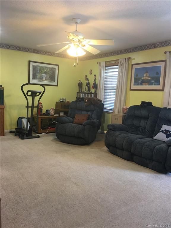 1103 Baker Blvd, Gastonia, NC 28052