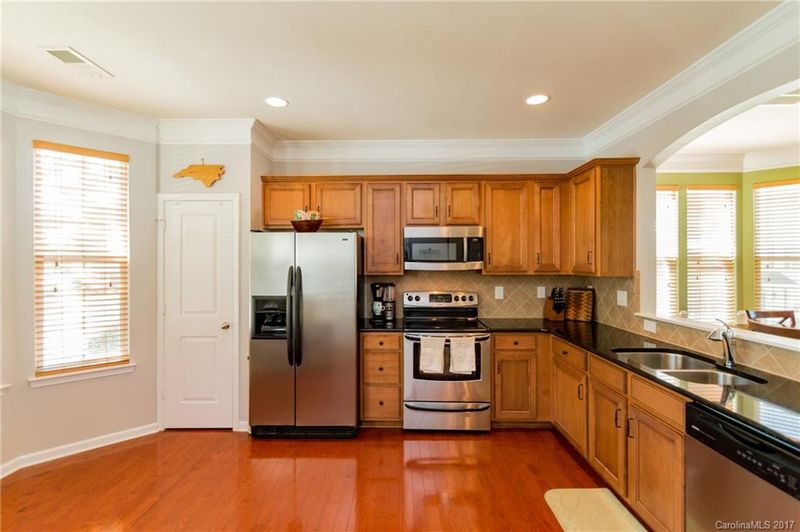 2106 Aston Mill Pl, Charlotte, NC 28273