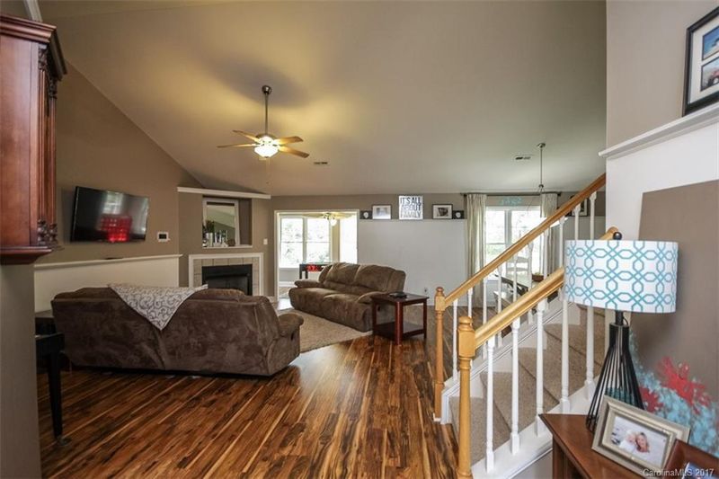 1824 Logan Ln, Denver, NC 28037