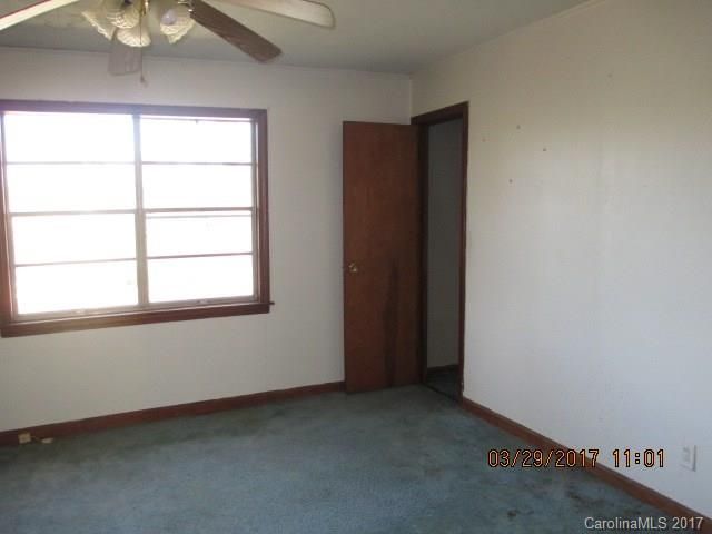 138 Sadler Rd, Alexis, NC 28006