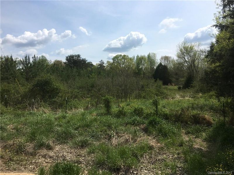 4041 Red Fox Rd, Lancaster, SC 29720