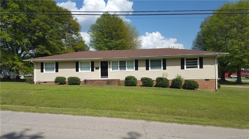2211 Carolina Ave, Kannapolis, NC 28083