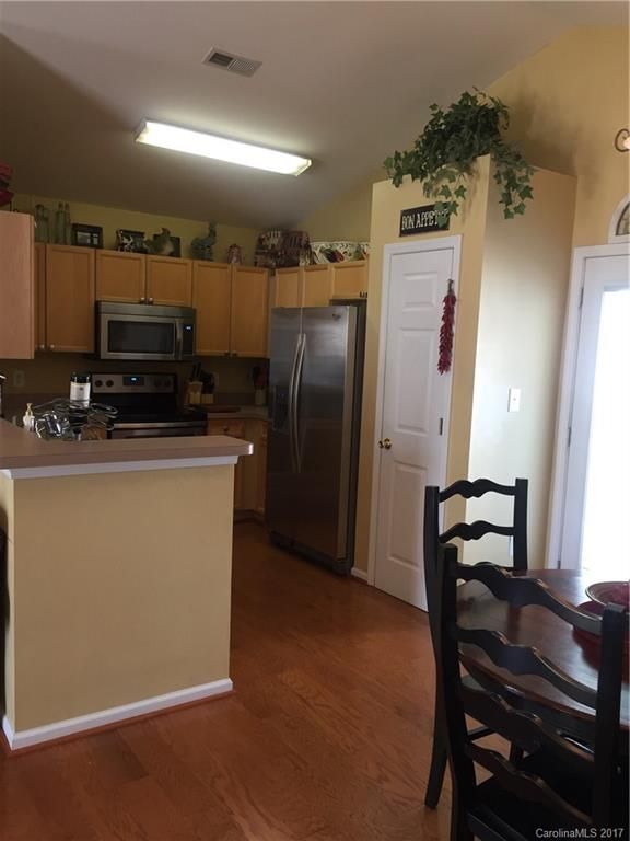 138 Milroy Ln, Mooresville, NC 28115