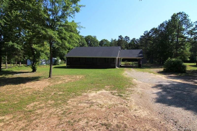 3807 White Store Rd, Wingate, NC 28174