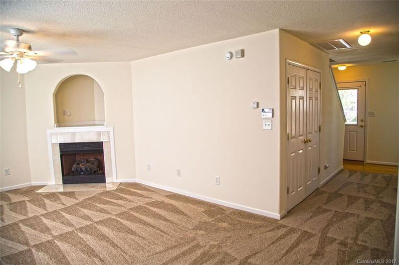 8012 Bronze Pike Dr #58, Charlotte, NC 28273