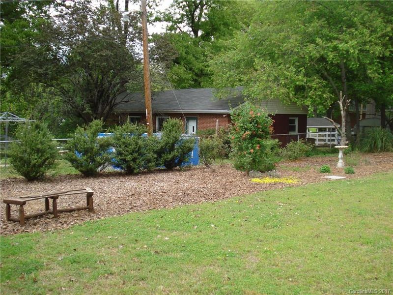 726 Forest St NW, Concord, NC 28025