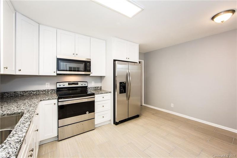 3813 Colebrook Rd, Charlotte, NC 28215