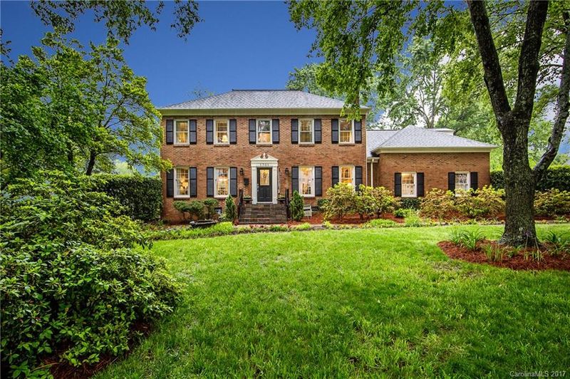 1701 Runnymede Ln #12, Charlotte, NC 28211