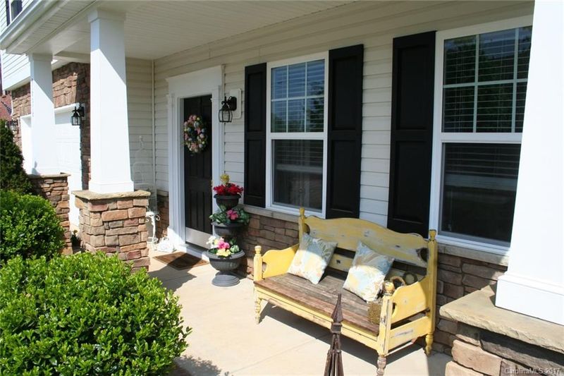 3636 Grovecreek Pond Dr SW, Concord, NC 28027