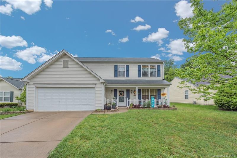 3925 Edgeview Dr, Indian Trail, NC 28079