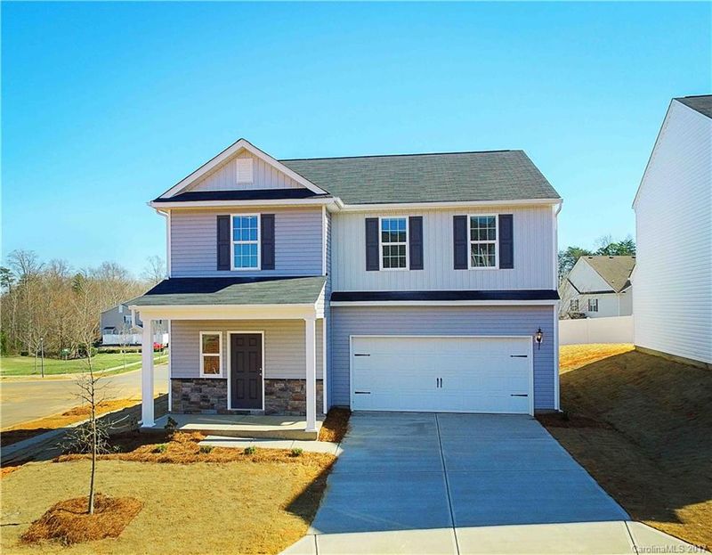 7617 Mockernut Dr, Charlotte, NC 28215