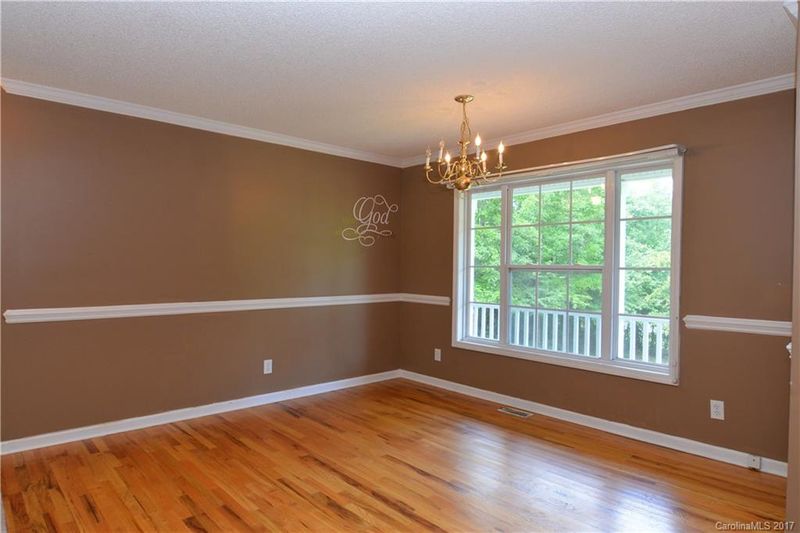 1009 Riddle Oak Ln, Clover, SC 29710