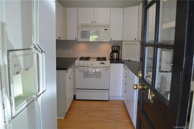 208 Laurel Ave #1C, Charlotte, NC 28207