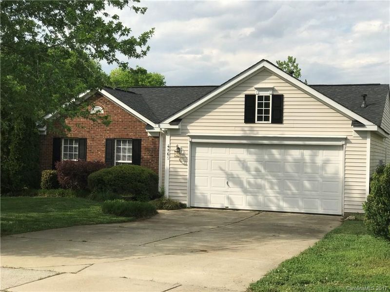 4865 Renfrew Dr, Concord, NC 28027