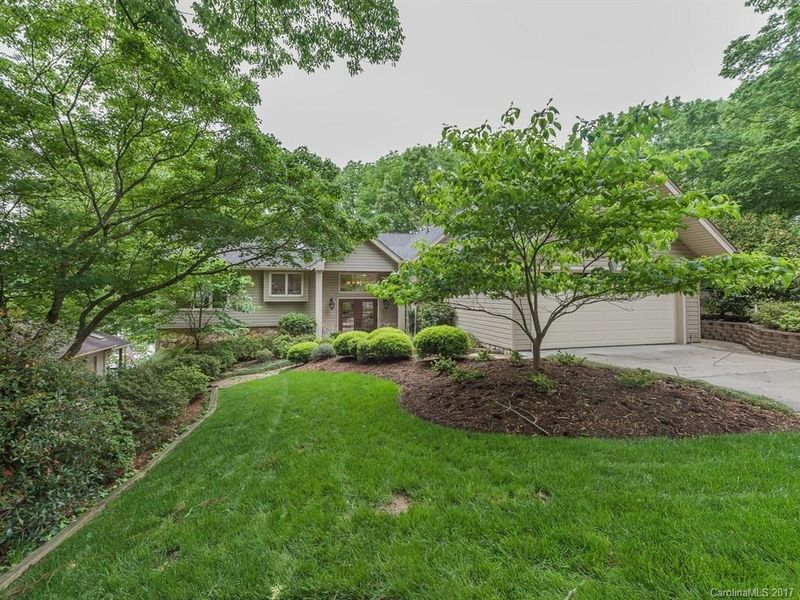 10019 Bora Bora Dr, Tega Cay, SC 29708