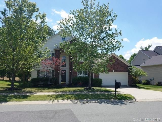 6014 Fine Robe Dr, Indian Trail, NC 28079