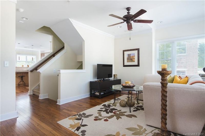 206 Harbour Place Dr #2, Davidson, NC 28036