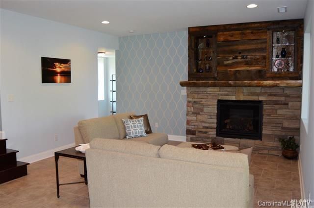 Hickory, NC 28601