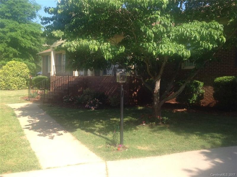 16633 Grapperhall Dr, Huntersville, NC 28078