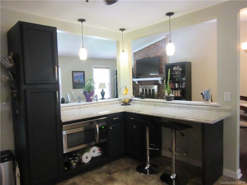 2216 Applegate Dr, Concord, NC 28027