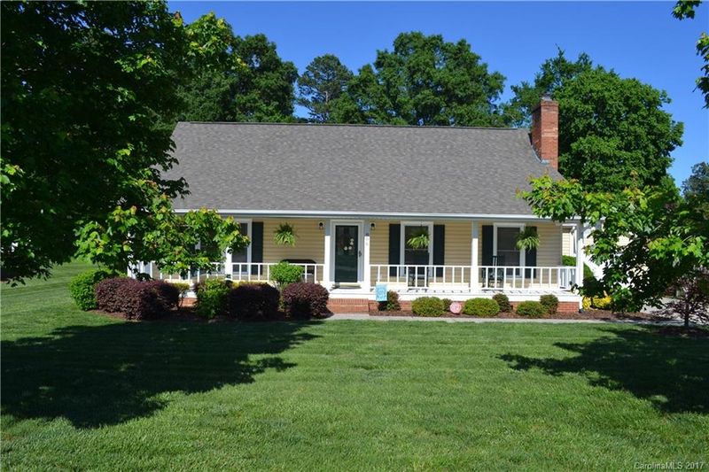 806 Mcgregor Dr NE #1, Concord, NC 28025