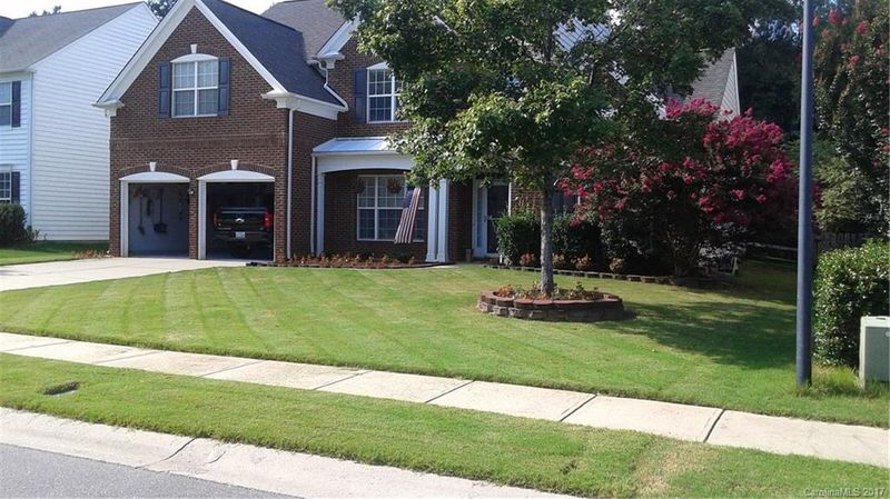 7814 Noland Woods Dr, Charlotte, NC 28277