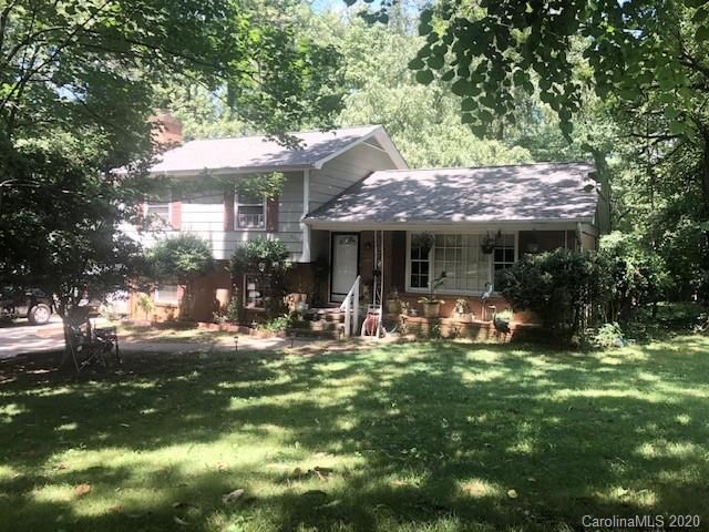 665 Archdale Dr, Charlotte, NC 28217