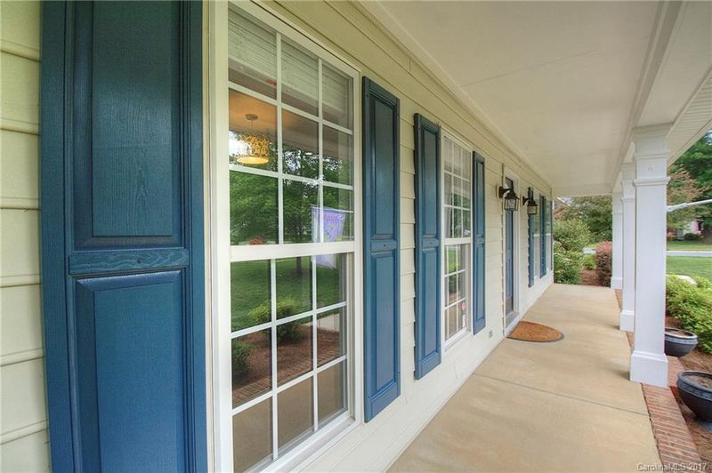 3800 Waters Reach Ln, Indian Trail, NC 28079