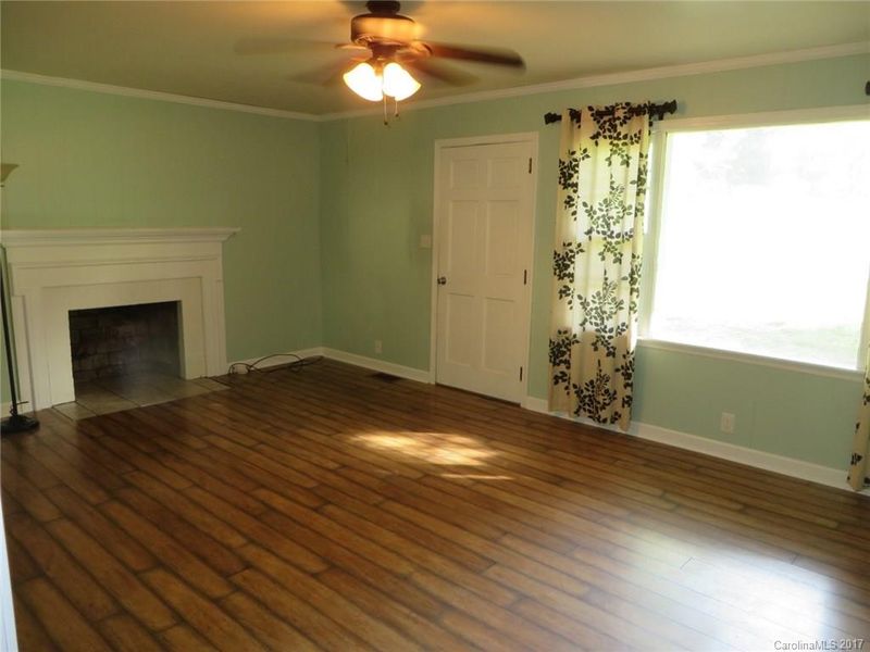 964 Anderson Ln, Lincolnton, NC 28092