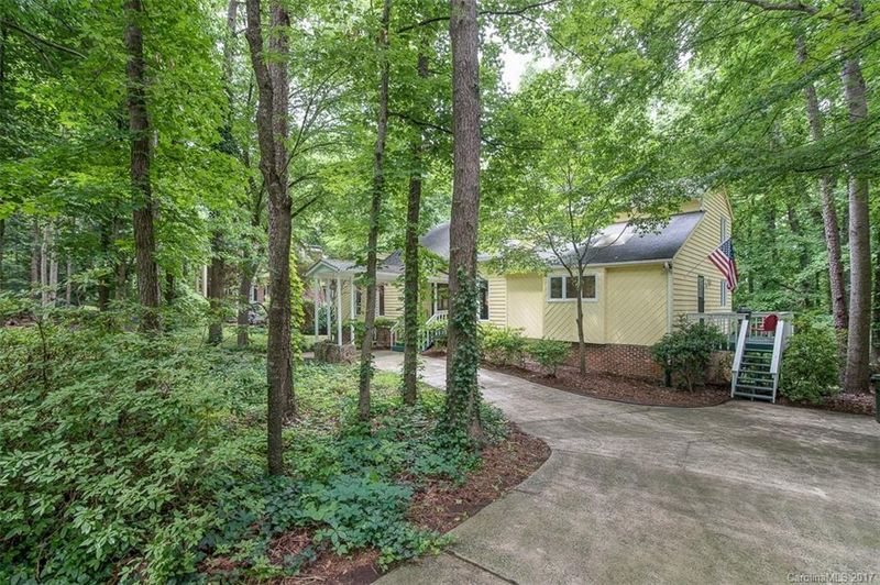 5629 Birchhill Rd, Mint Hill, NC 28227