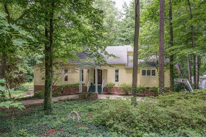 5629 Birchhill Rd, Mint Hill, NC 28227