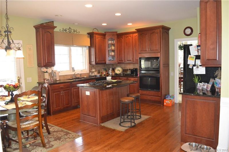 509 White Tail Ter, Marvin, NC 28173