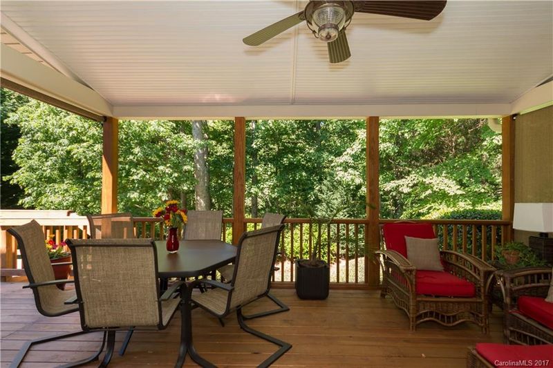 149 Fernbrook Dr, Mooresville, NC 28117