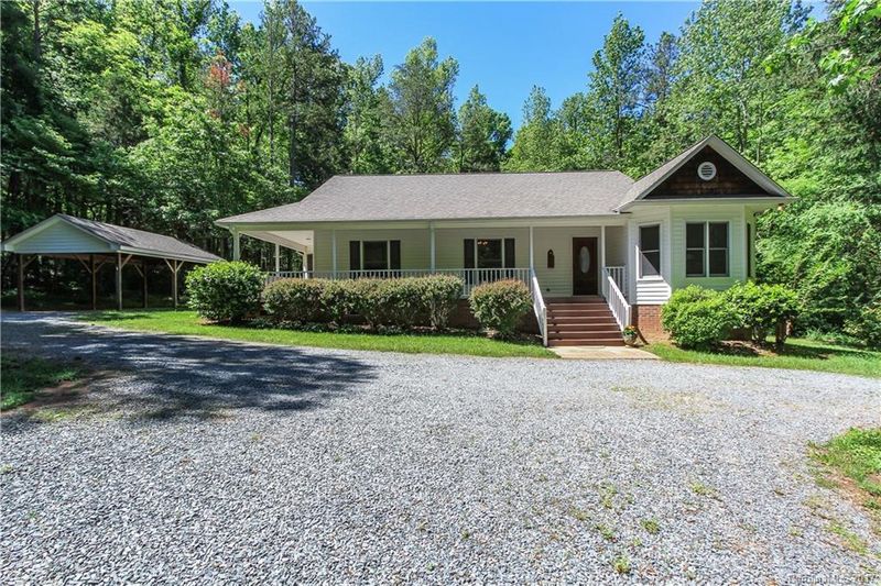 9411 Deer Run Rd, Waxhaw, NC 28173