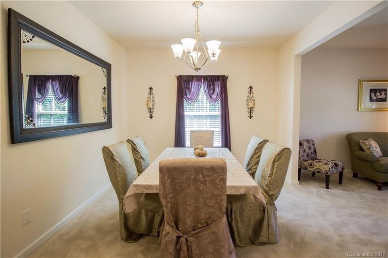 796 Rosegate Dr, Gastonia, NC 28056
