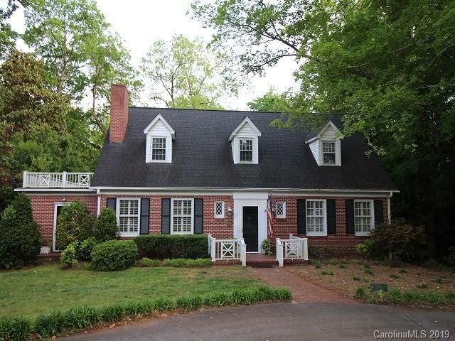 142 W End St, Chester, SC 29706