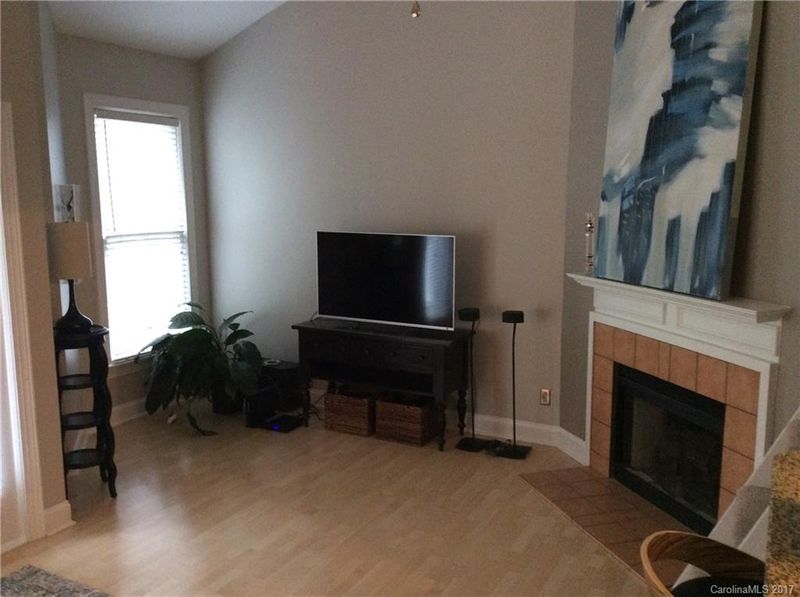 306 Cedar St #5, Charlotte, NC 28202