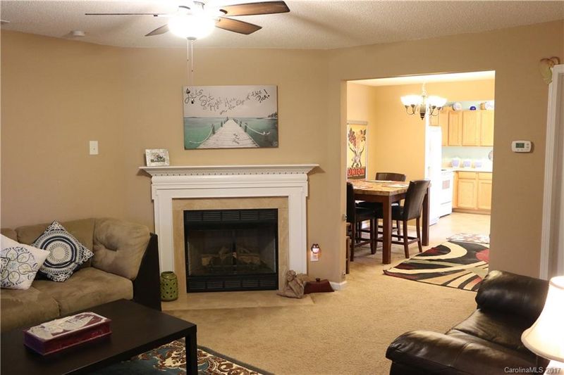 908 Back Bay Ct, Kannapolis, NC 28083