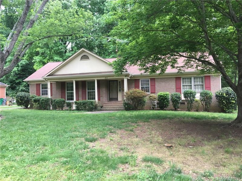 2916 Burnt Mill Rd, Charlotte, NC 28210