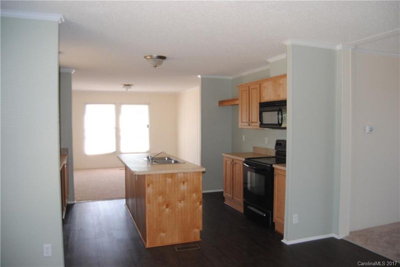 728 Preston Brooks Dr #33, Catawba, SC 29704