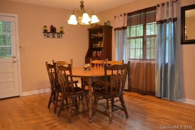 4253 Maplewood Pl, Edgemoor, SC 29712