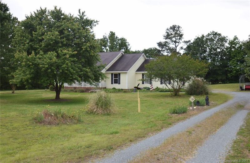 7014 Shelf Rd, Marshville, NC 28103