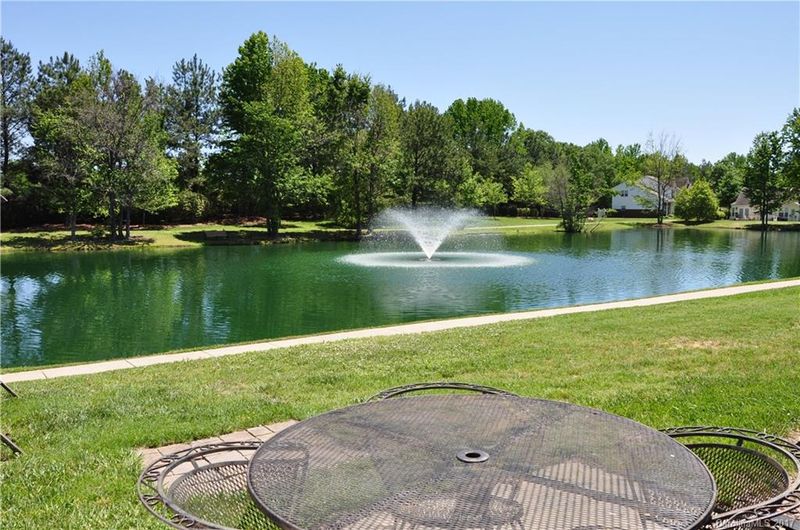 143 Arlington Downs Blvd #143, Matthews, NC 28104