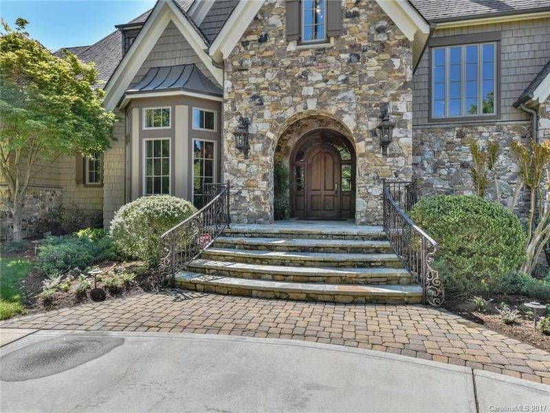1633 Shadow Forest Dr #9, Matthews, NC 28105