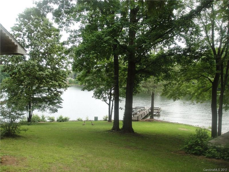 9075 Clement Cir #10, Terrell, NC 28682
