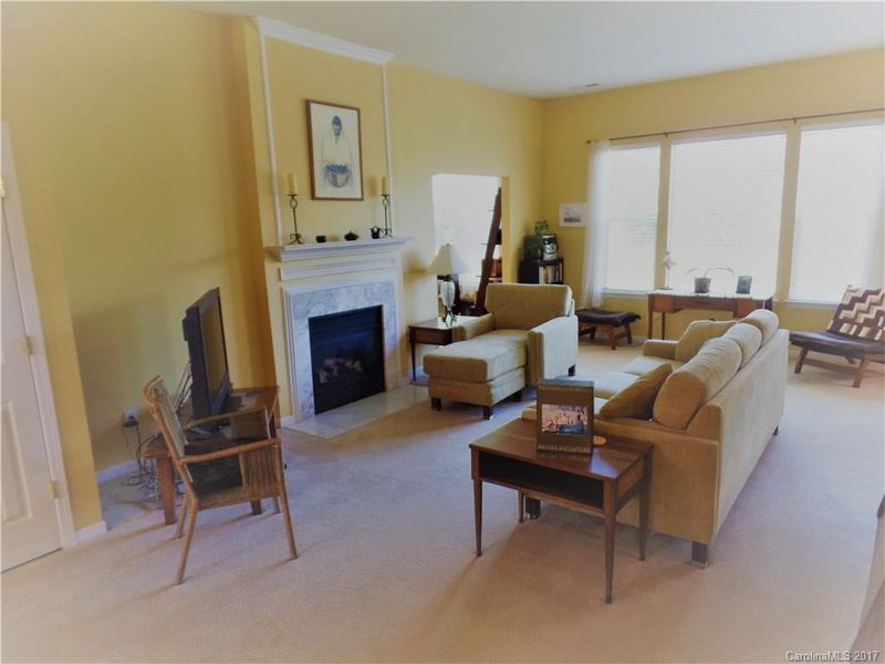 8436 Laurel Run Dr, Charlotte, NC 28269
