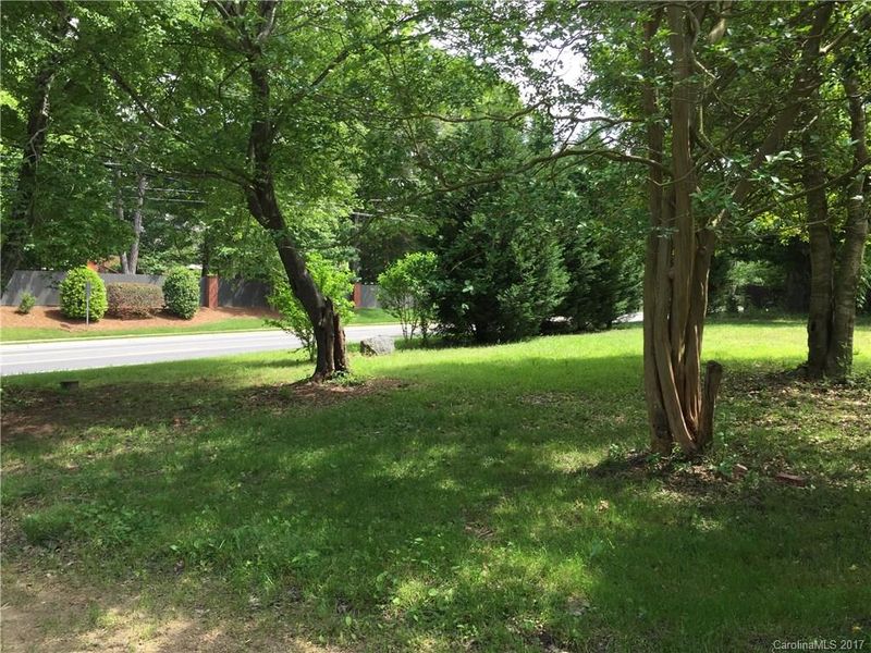 2120 Weddington Rd, Matthews, NC 28105