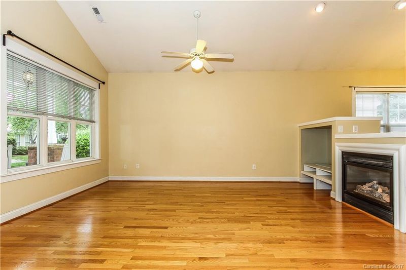 11327 Deer Ridge Ln, Charlotte, NC 28277